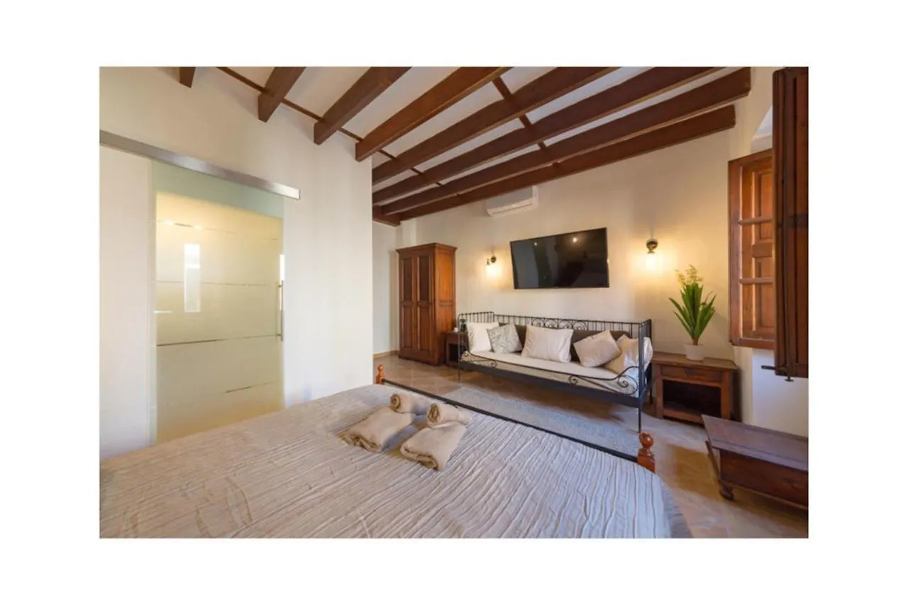Aparthotel Boutique Hostal 
