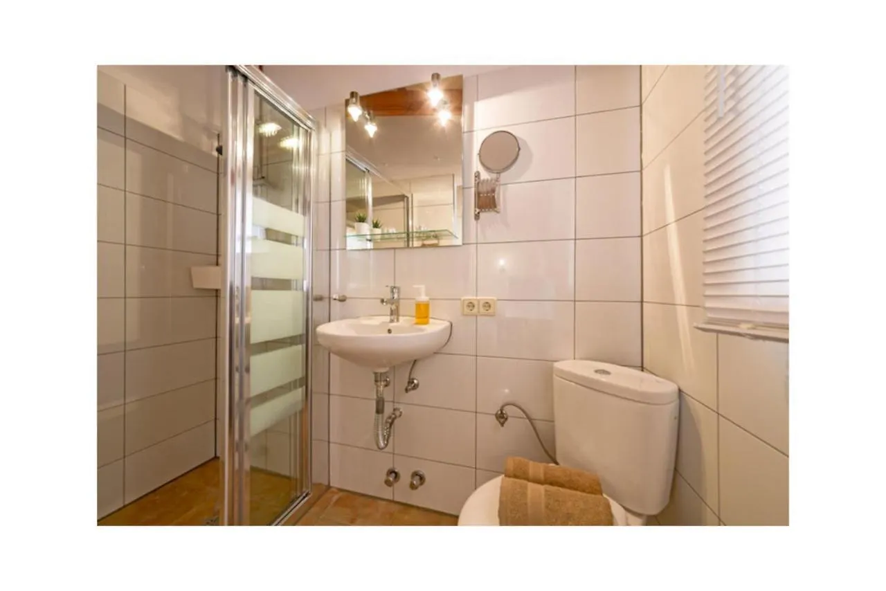Aparthotel Boutique Hostal 